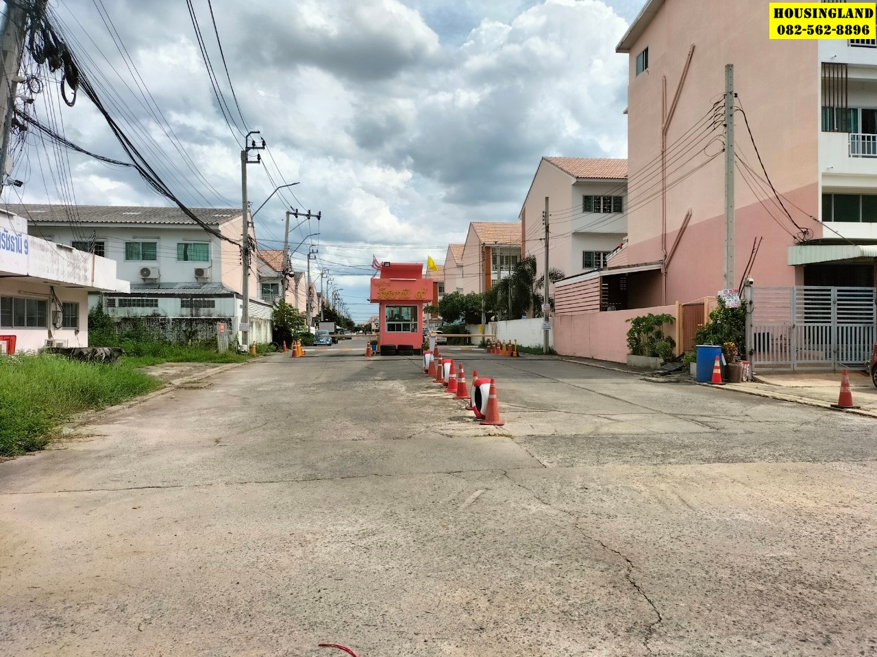 ขายบ้าน 2 ชั้น ย่านสายไหม หมู่บ้านรัชธานี 9  แขวงสายไหม เขตสายไหม กรุงเทพมหานคร